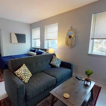Modern Northside Studio Apt